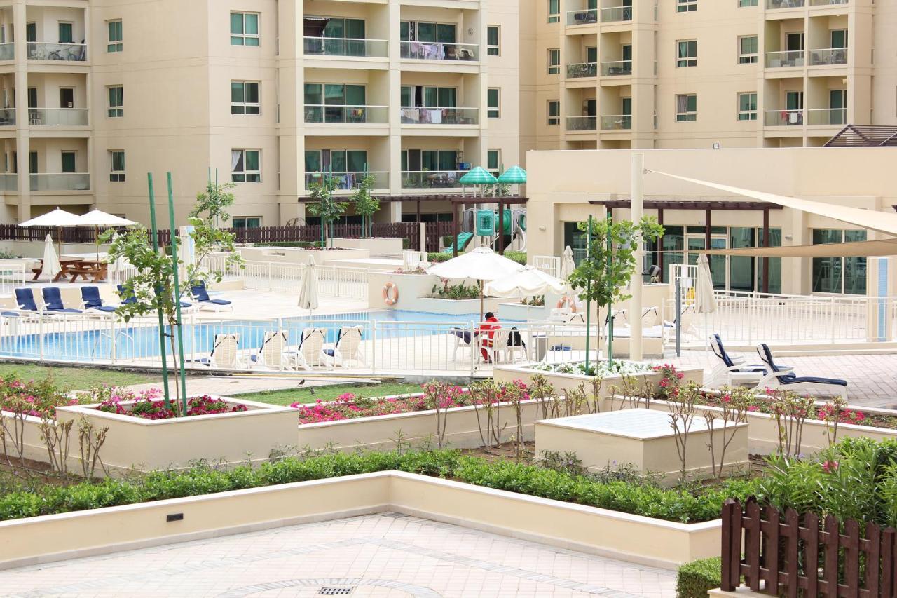 New Arabian Al Dhafra 2 The Greens 1 Br 두바이 외부 사진