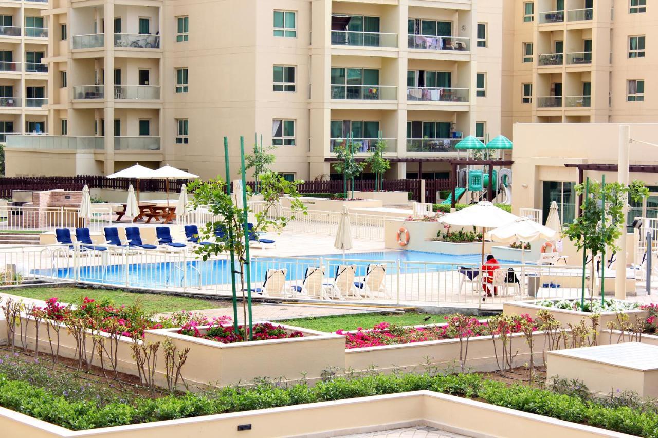 New Arabian Al Dhafra 2 The Greens 1 Br 두바이 외부 사진
